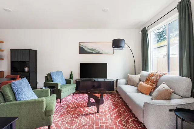 Pacifica, furnished rental